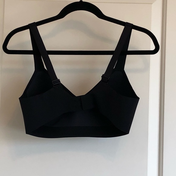 Lululemon Hold True Bra - Picture 4 of 6